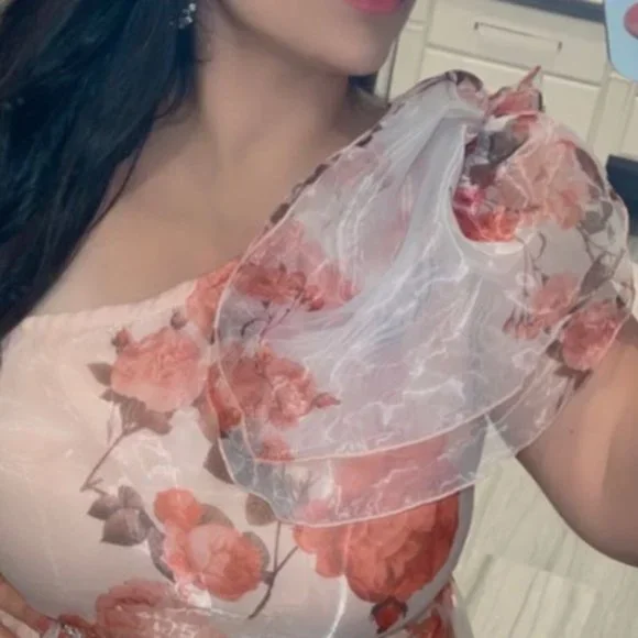 One Shoulder Knot Side Floral Dress - Picture 11 of 12